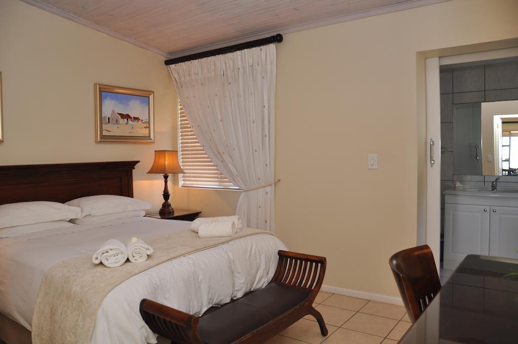 Whispering Whale Hotel Jacobs Bay Bilik gambar